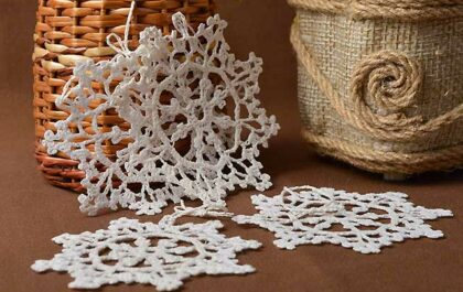 вязаные снежинки