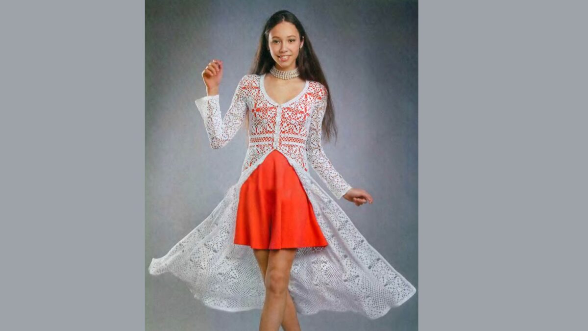 Удлиненный кардиган  из ажурных мотивов