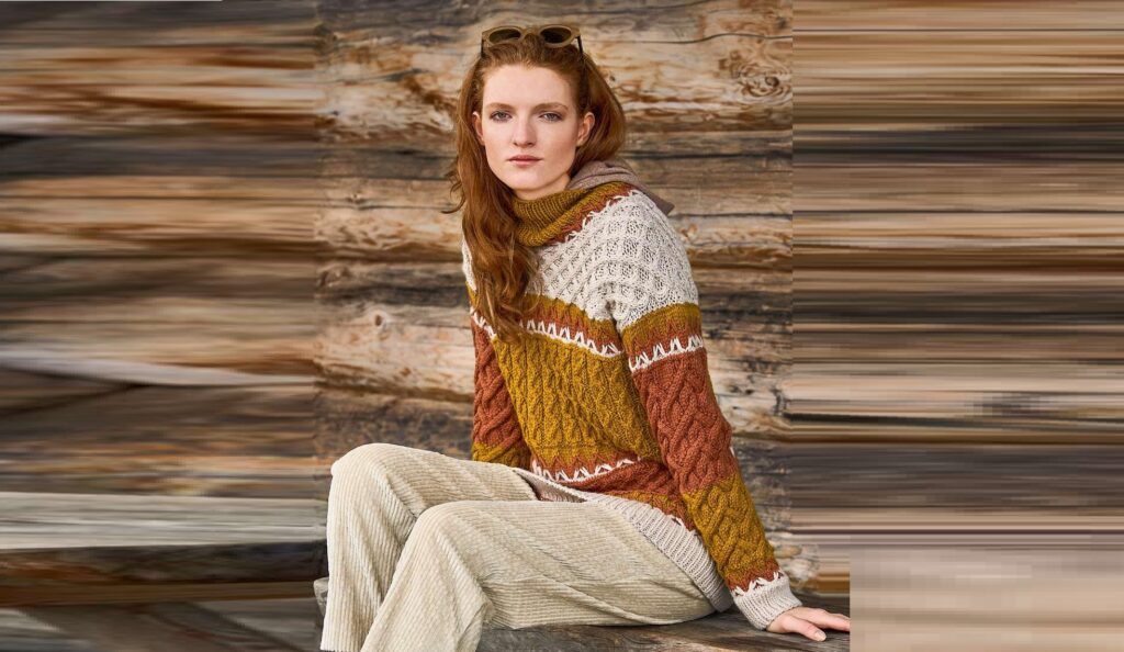 Разноцветный пуловер с миксом узоров