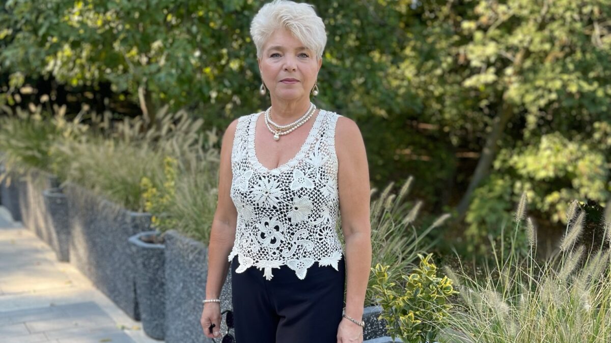 Летний топ ирландским кружевом