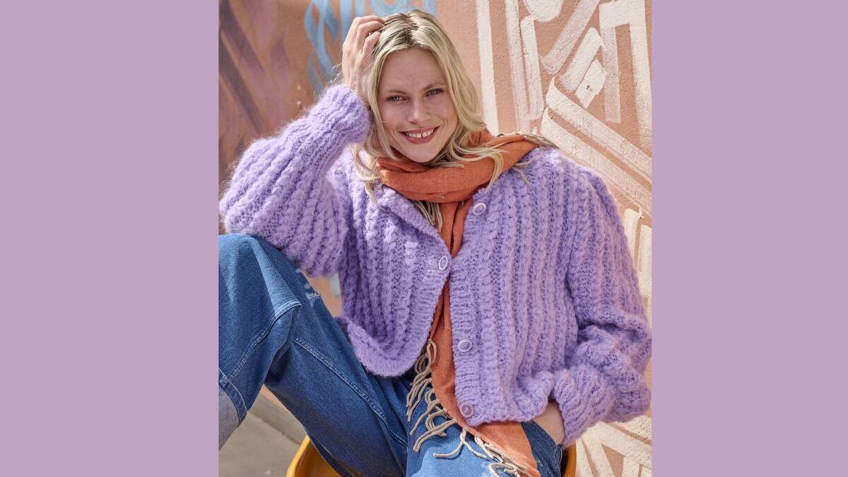 Вязаный жакет с рукавами буф