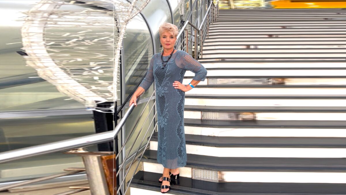 Филейное платье “Синий туман”