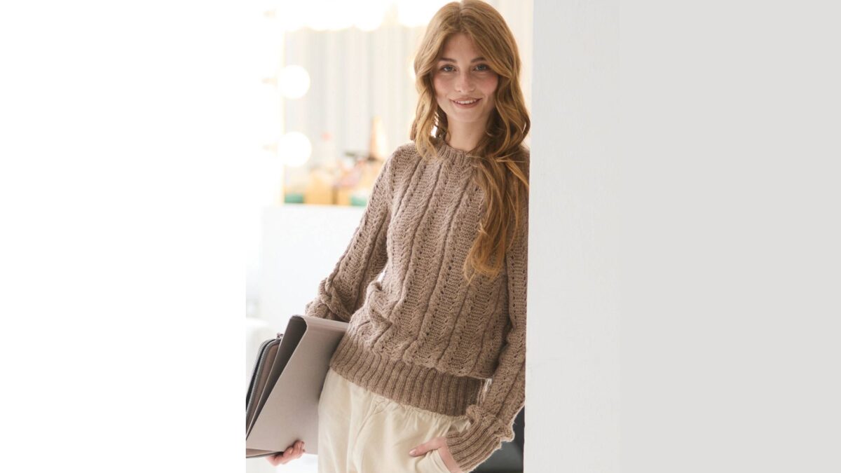 Шоколадный вязаный пуловер с ажурным узором из шерсти ламы