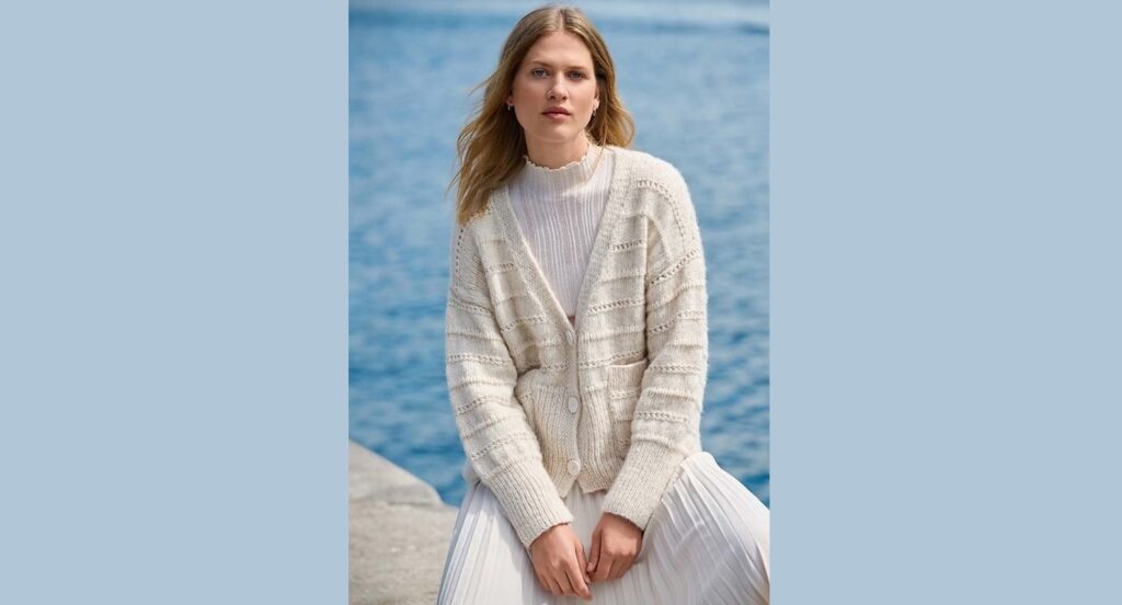 Жакет с дорожками из узора с дырочками