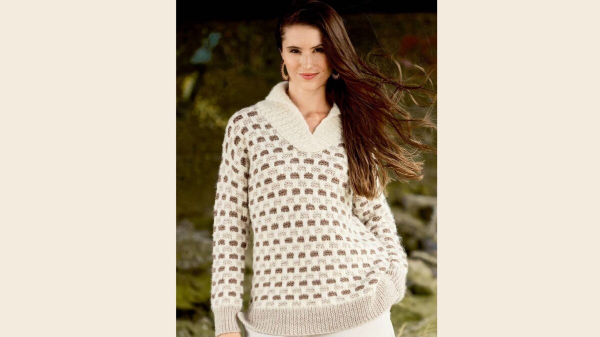 Бежево-коричневый меланжевый пуловер с шалевым воротником