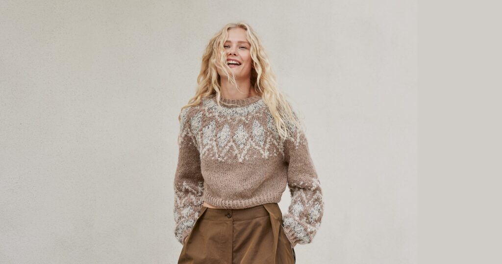 Укороченный пуловер