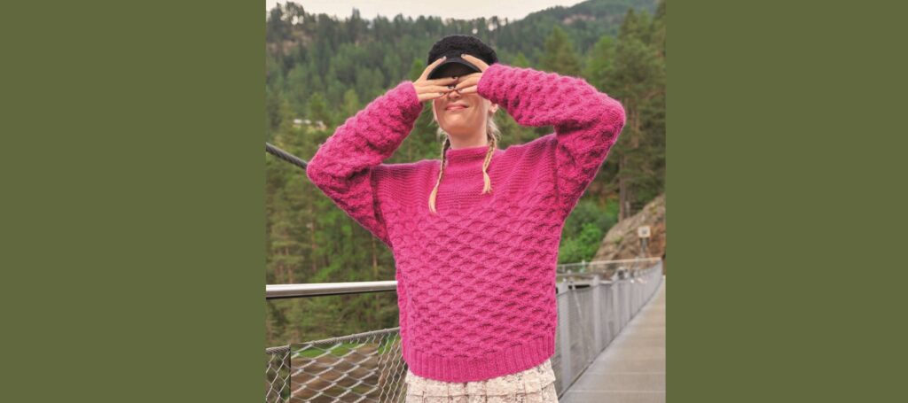 Пуловер со структурным узором BERLINGA