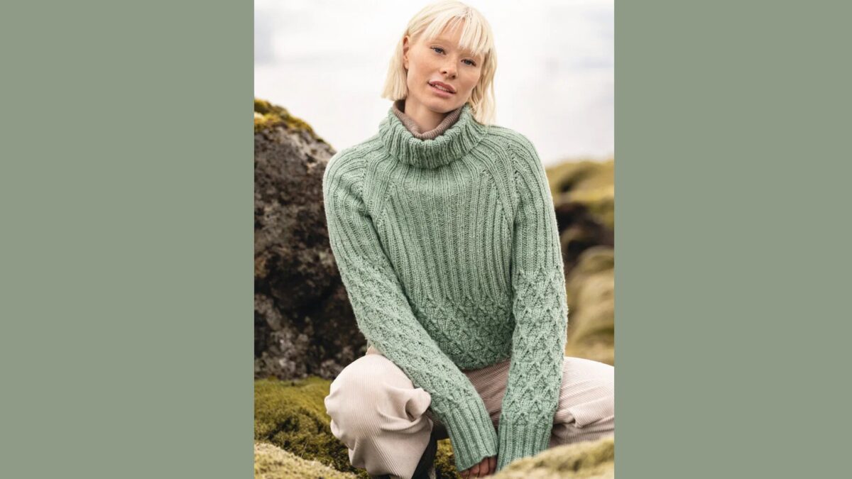 Бесшовный пуловер с узором из «Кос»