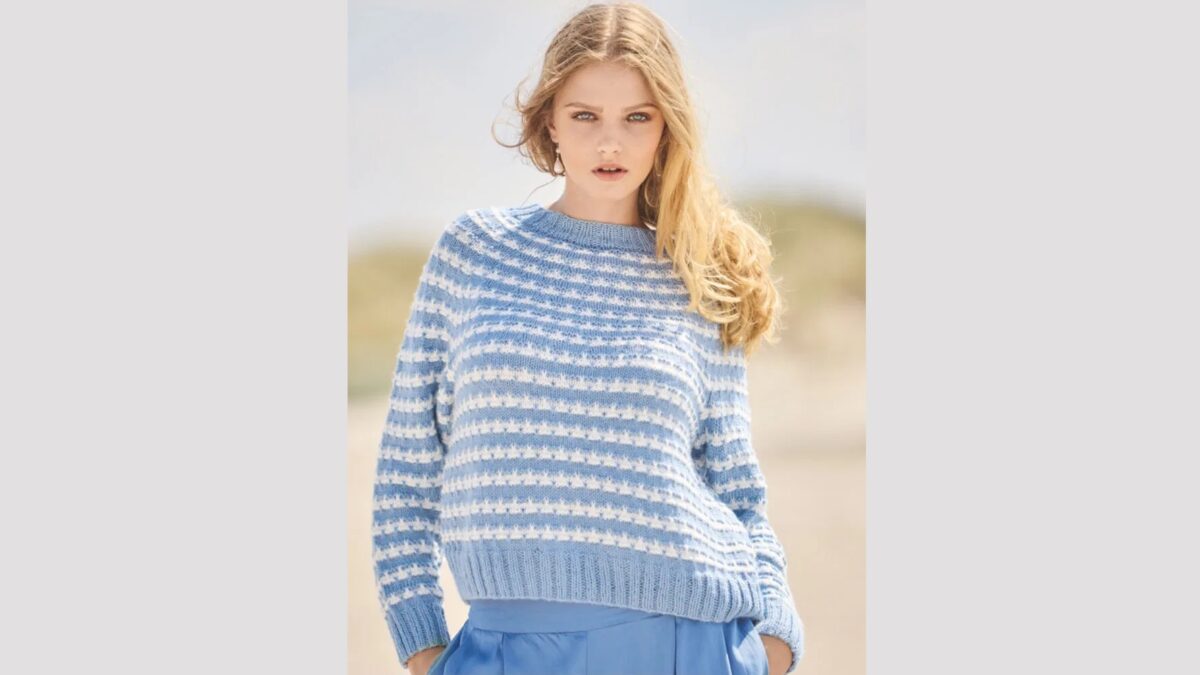 Джемпер в полоску