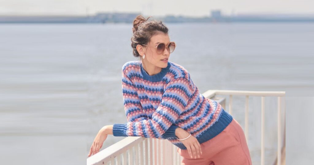 Пуловер с пузырчатым узором