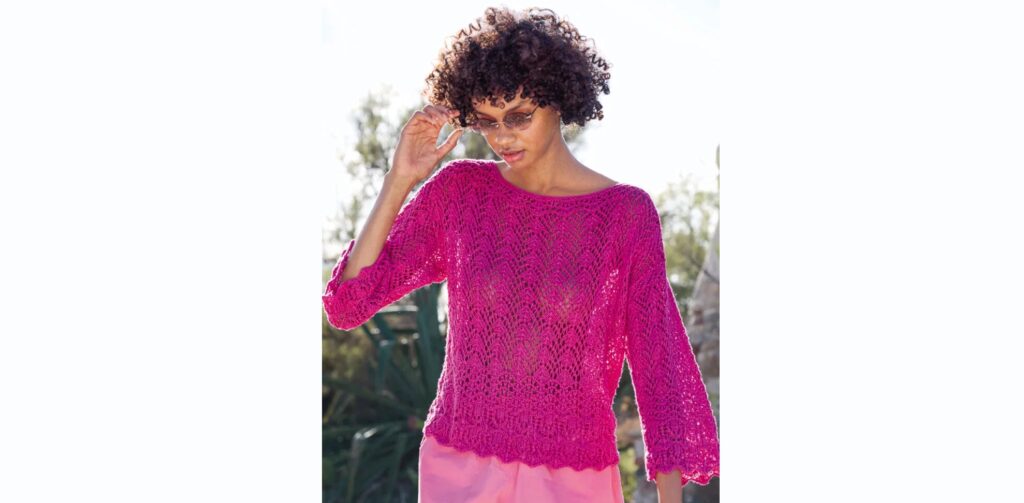 Ажурный пуловер с фестончатыми краями