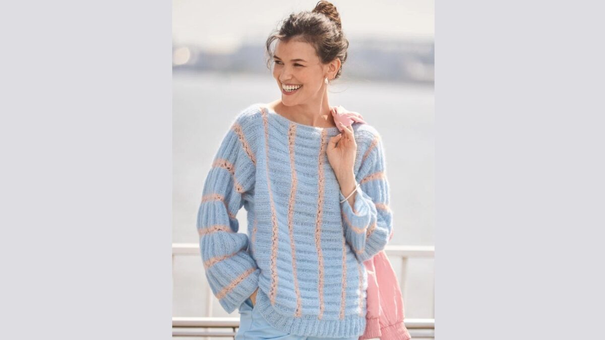 Пуловер оверсайз, связанный поперек